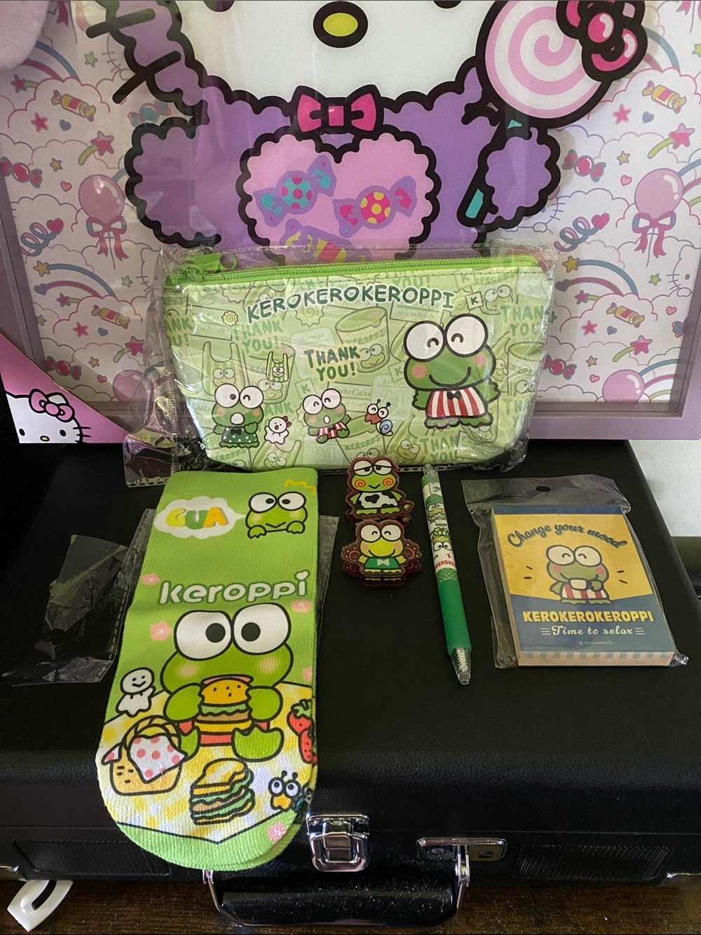 NEW Set in Green - Cute Frog Stationery & Pouch 💚🖤